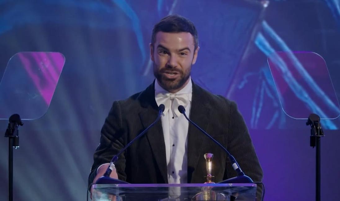 Astronaut on Expedition 33 Delivers Blunt Truth in Award Speech